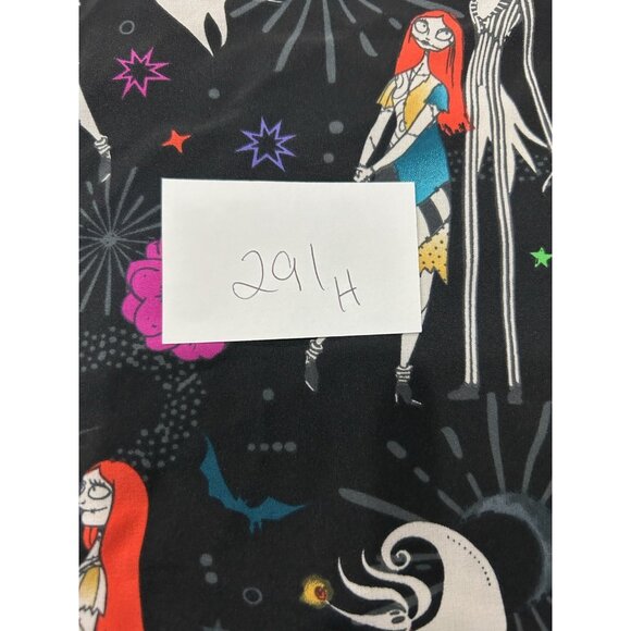 Disney NWT Nightmare Before Christmas Scrub Top SZ XXL - Picture 10 of 10